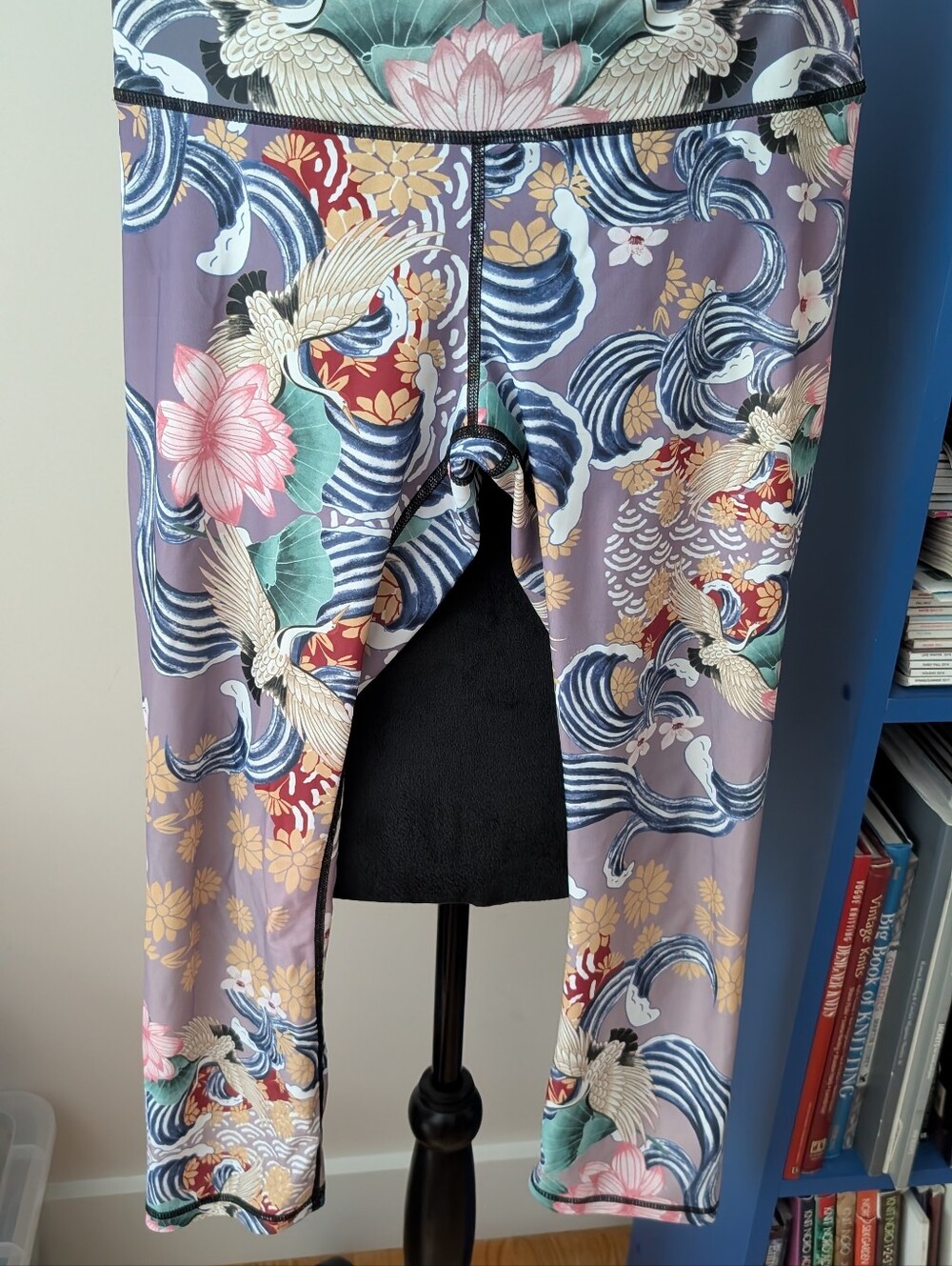 Zen Water Garden Leggings Med Yoga Democracy
